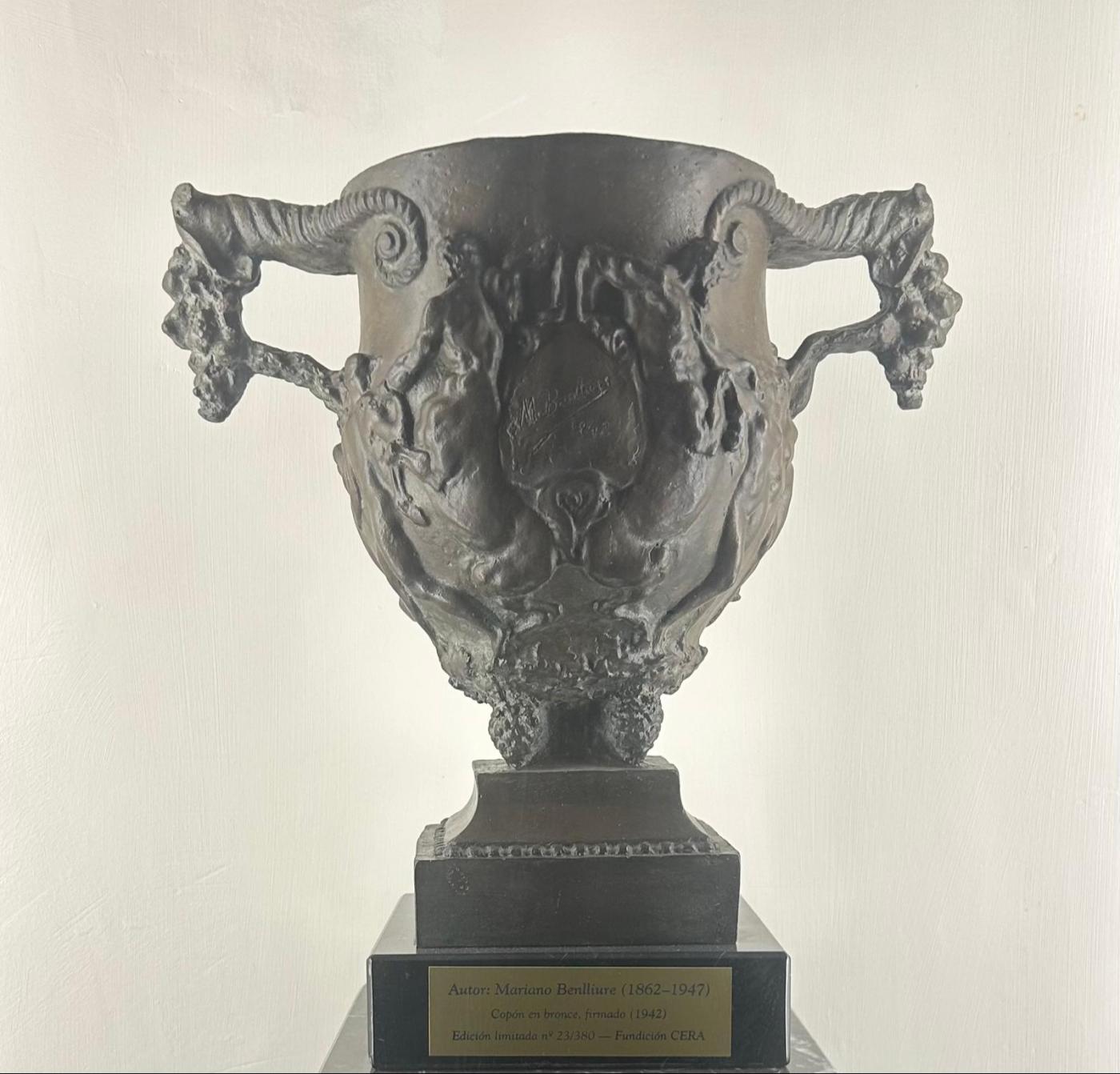 JARRÓN BRONCE