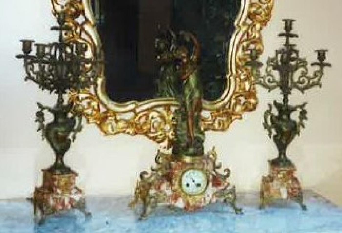 RELOJ Y CANDELABROS